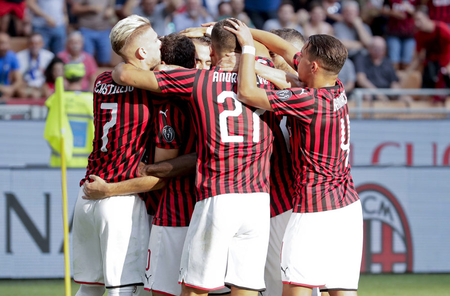 Gol Tunggal Hakan Menangkan Milan Gol Tunggal Hakan Menangkan Milan