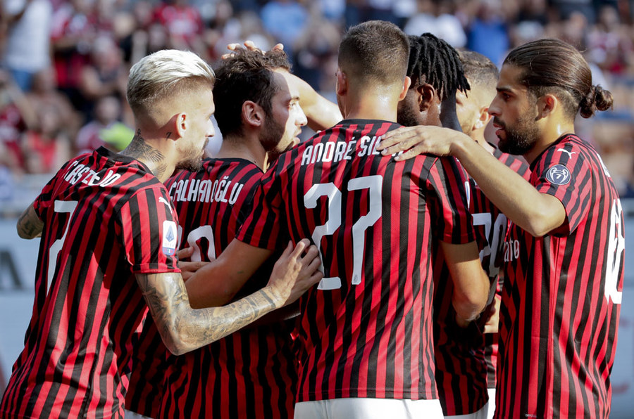 Gol Tunggal Hakan Menangkan Milan