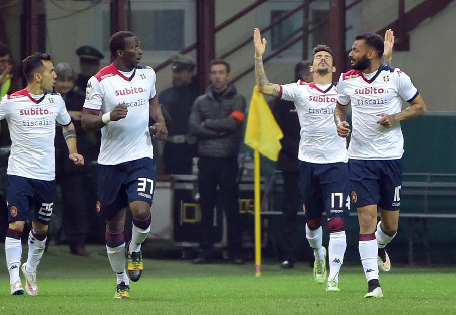 Rossoneri Robohkan Cagliari