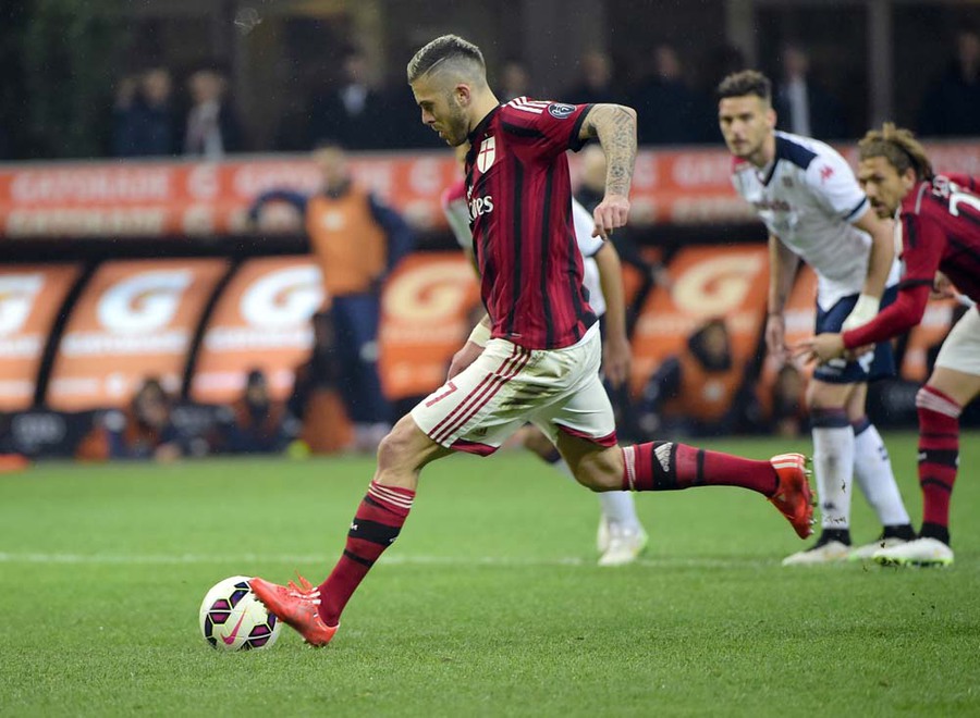 Rossoneri Robohkan Cagliari