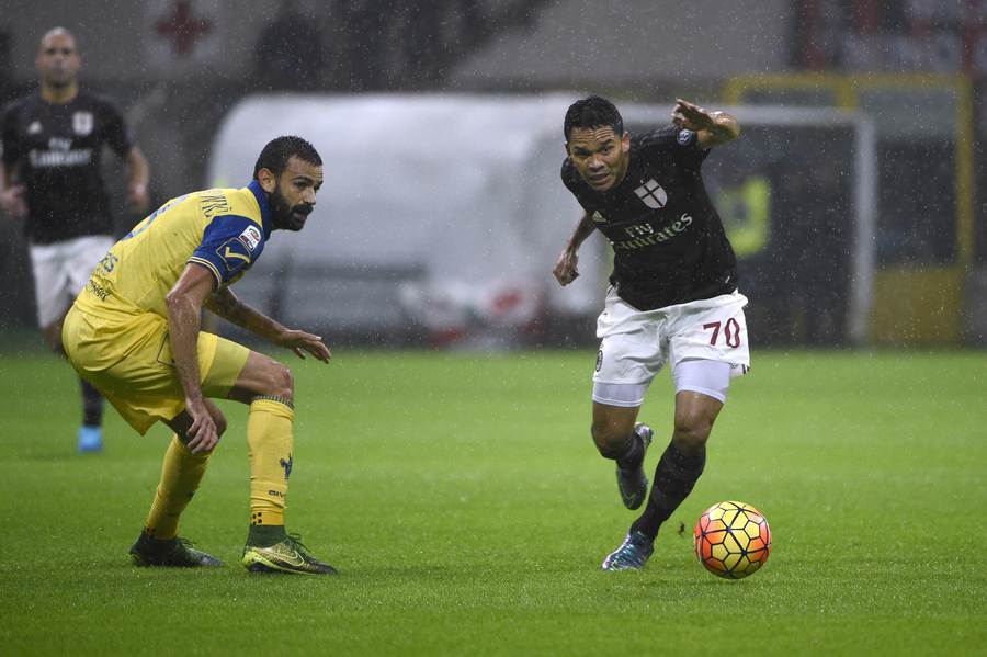 Taklukkan Chievo, Milan Raup Tiga Poin Lagi