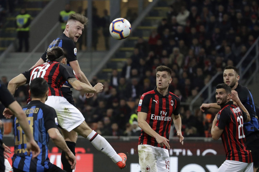 Derby della Madonnina Milik Inter Milan