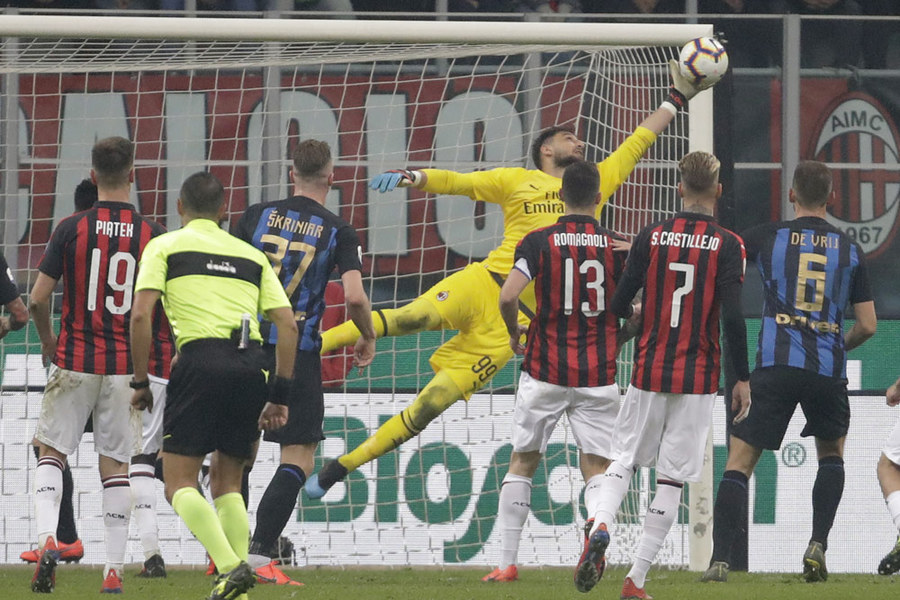 Derby della Madonnina Milik Inter Milan