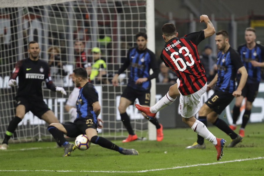 Derby della Madonnina Milik Inter Milan