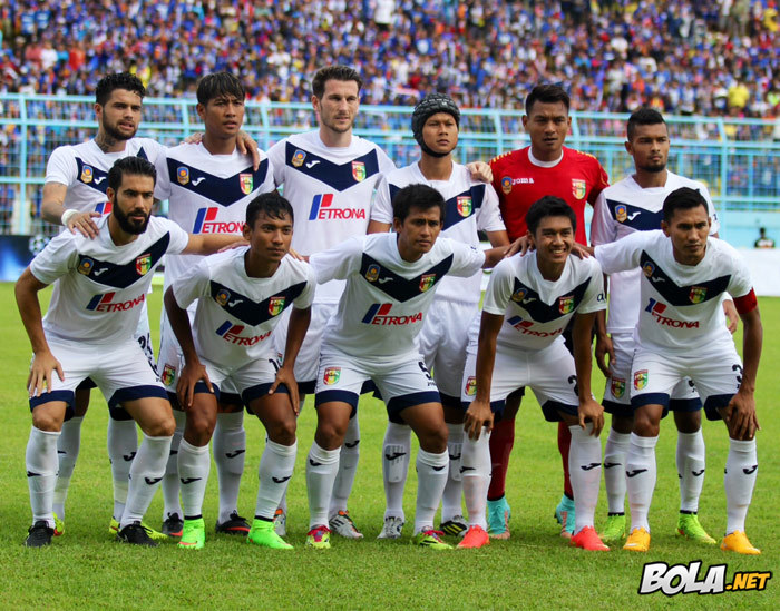 Awal Mulus Arema