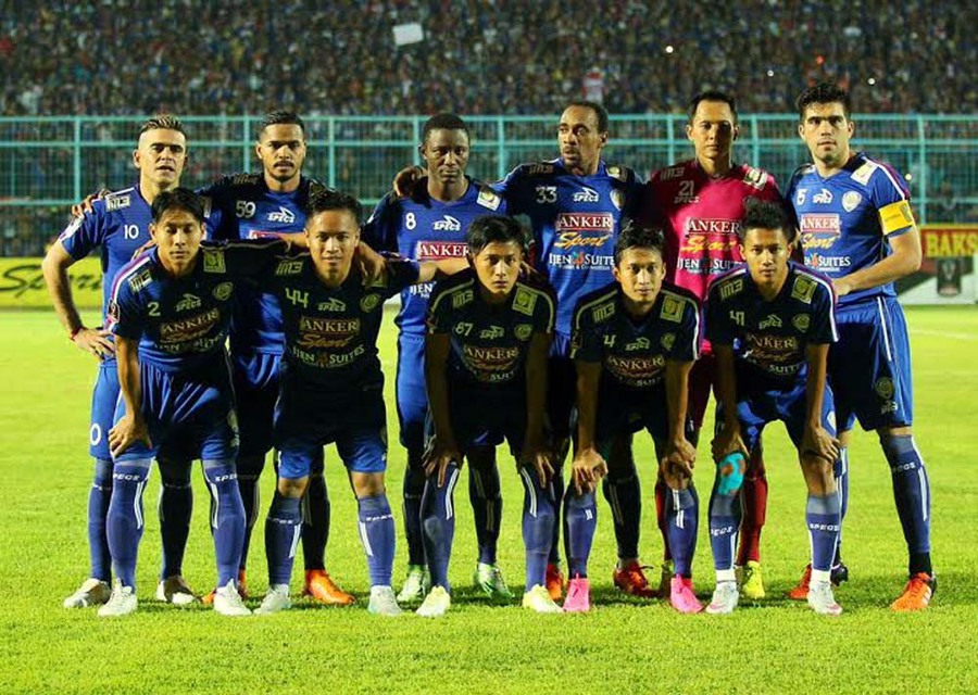 Singa Yang Tertahan