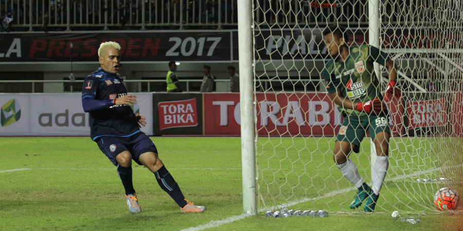 Pesta Arema FC di Pakansari