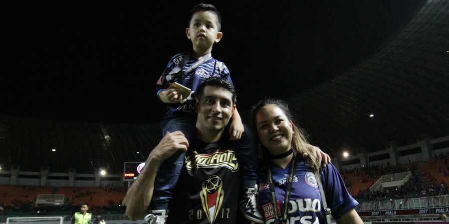 Pesta Arema FC di Pakansari