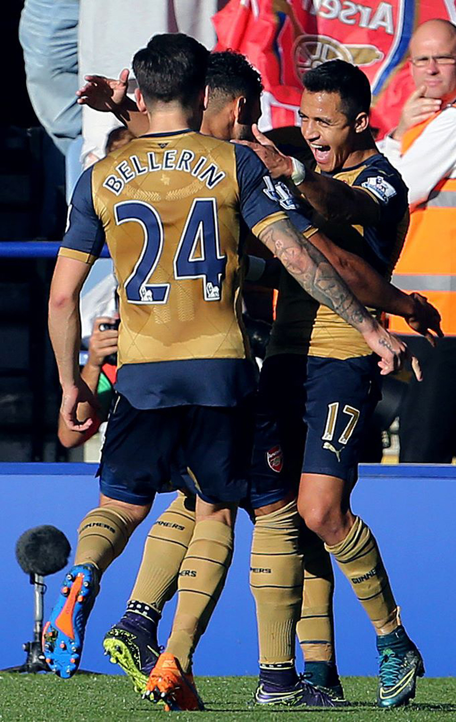 Arsenal Raup Poin Penuh di King Power Stadium