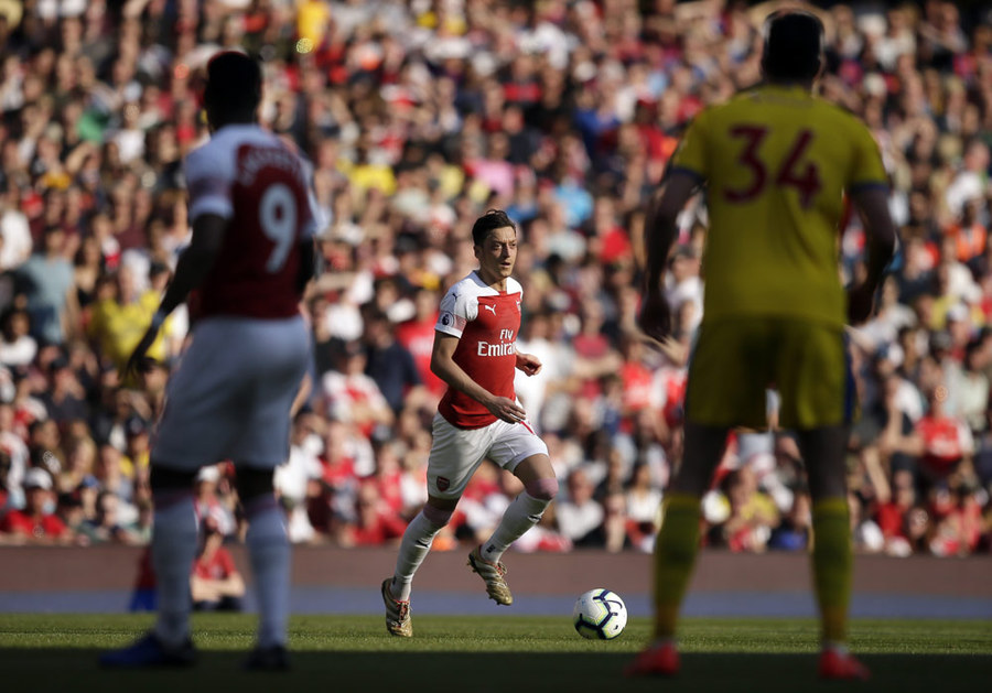 Palace Pecundangi Arsenal