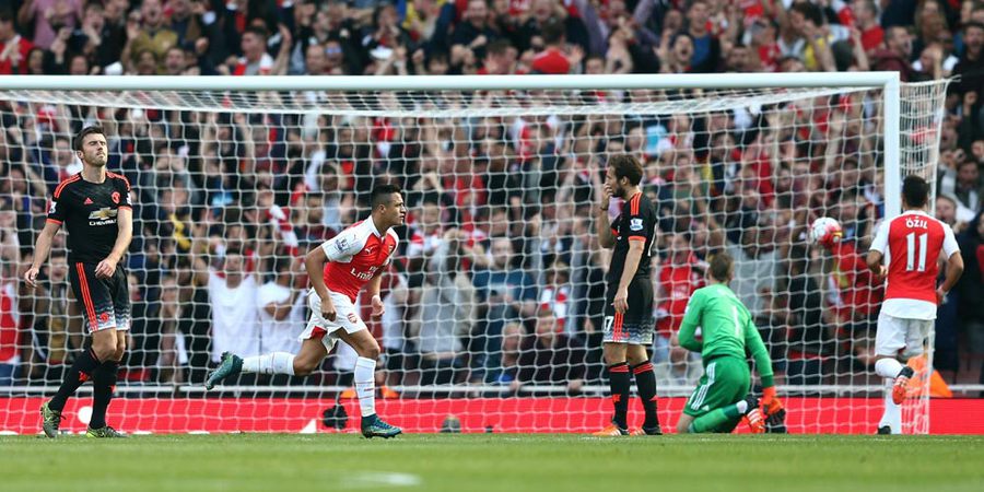 Arsenal Bantai Manchester United