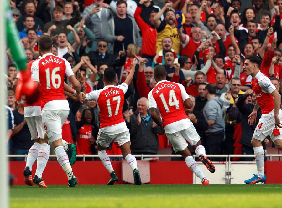 Arsenal Bantai Manchester United