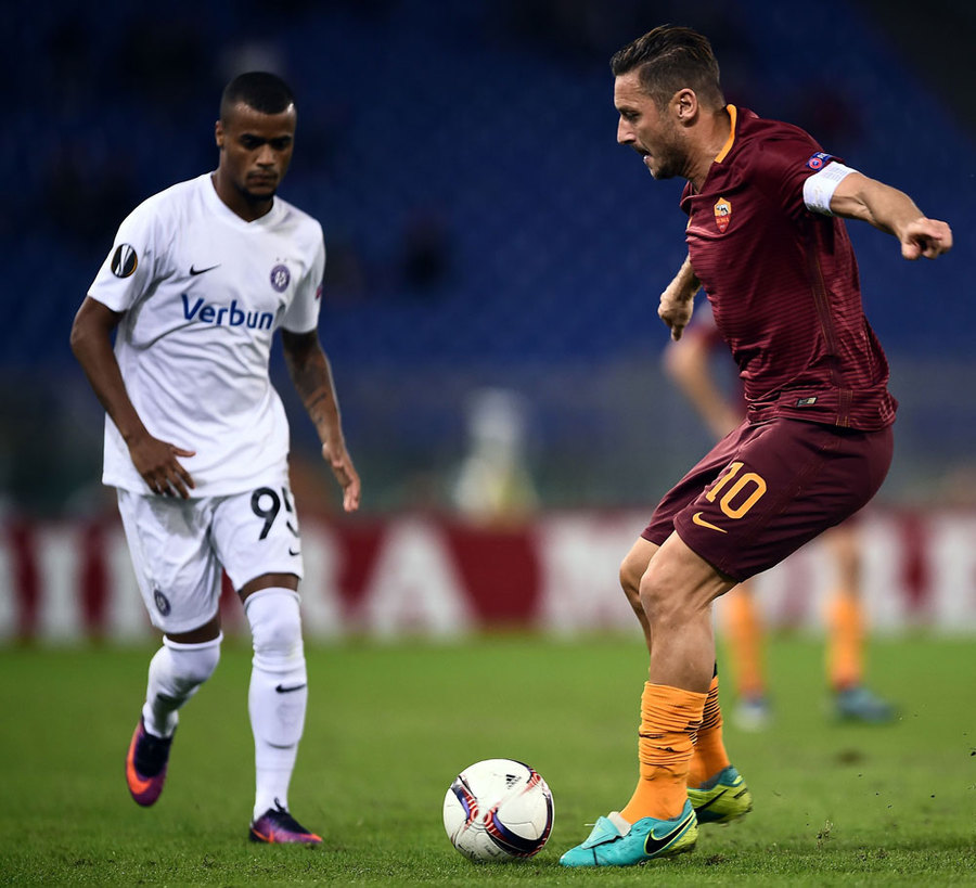 Tiga Gol Roma Tak Mampu Kalahkan Austria Wien