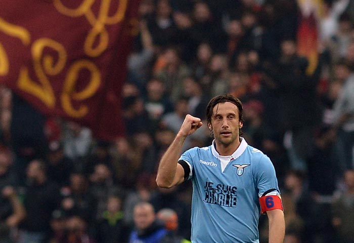 Totti Selamatkan Roma di Derby della Capitale