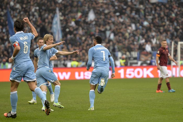 Totti Selamatkan Roma di Derby della Capitale