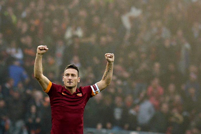 Totti Selamatkan Roma di Derby della Capitale