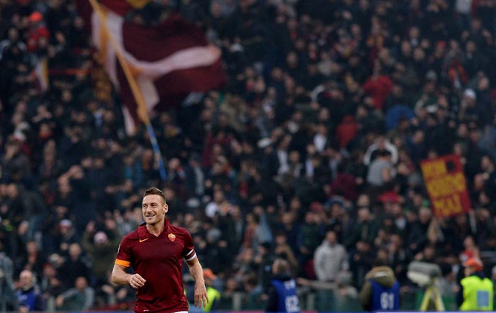 Totti Selamatkan Roma di Derby della Capitale