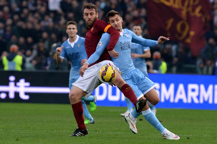 Totti Selamatkan Roma di Derby della Capitale