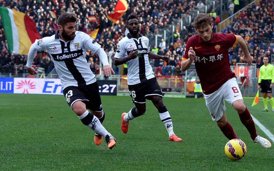 Parma Buat Frustrasi Roma