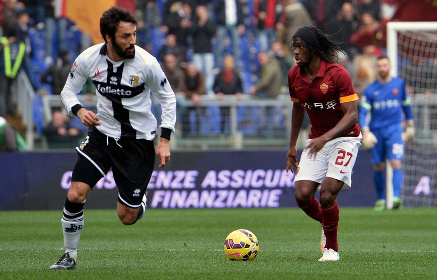 Parma Buat Frustrasi Roma