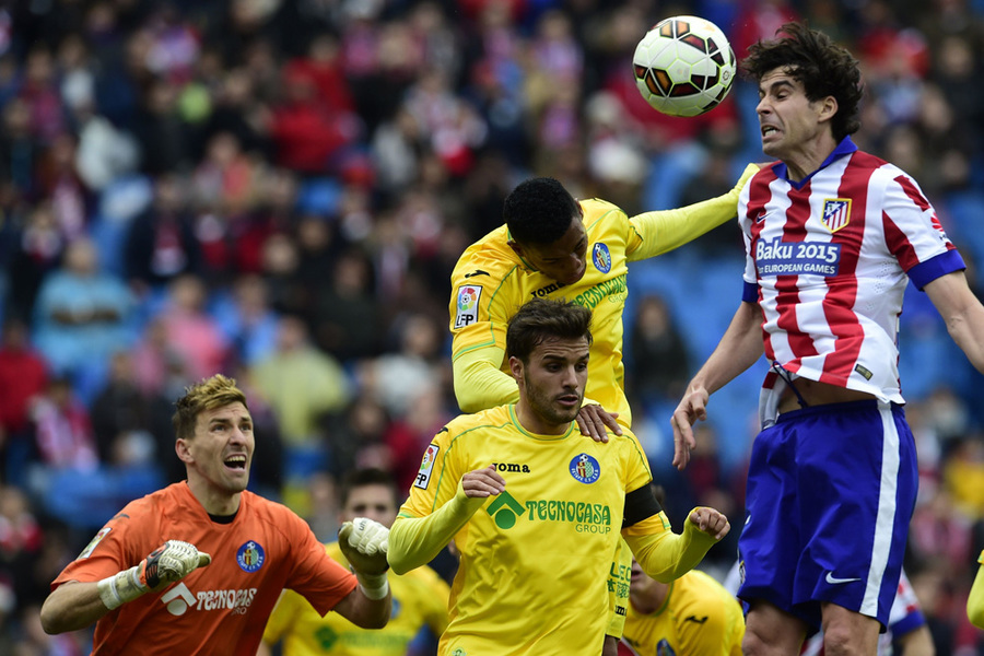 Set Piece Atleti Lagi-lagi Makan Korban
