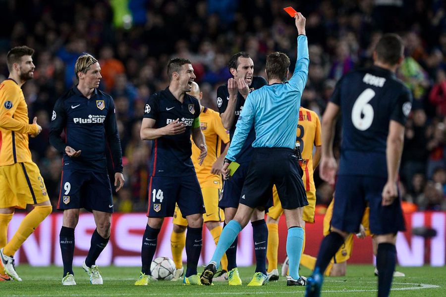 Panas, Brace Suarez Benamkan Atleti