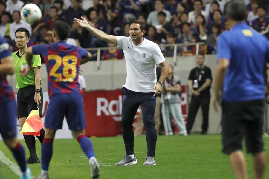 Chelsea Kalahkan Barcelona 2-1