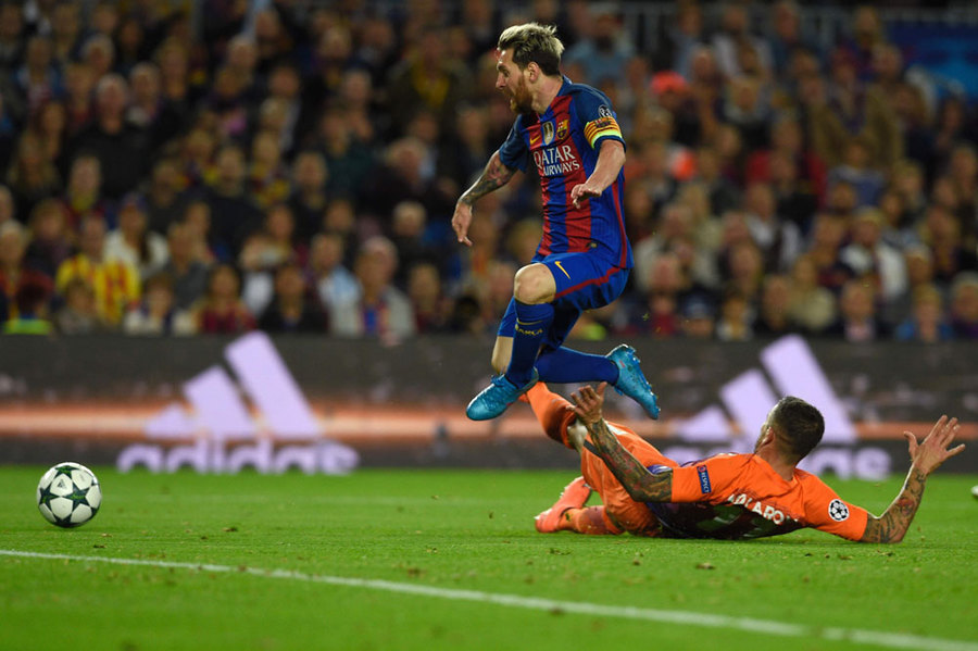 Messi Pimpin Barca Hancurkan Pasukan Guardiola