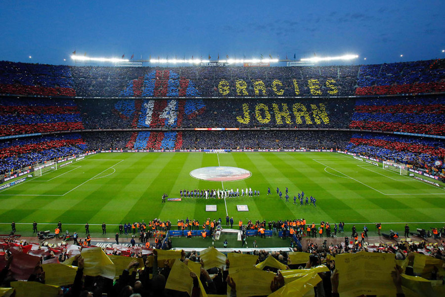 Ronaldo Bungkam Publik Camp Nou
