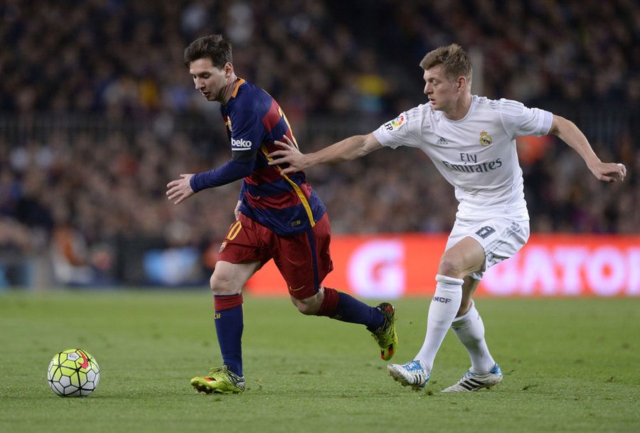 Ronaldo Bungkam Publik Camp Nou