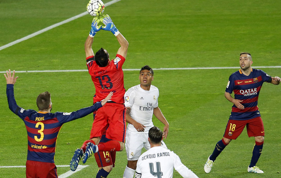Ronaldo Bungkam Publik Camp Nou