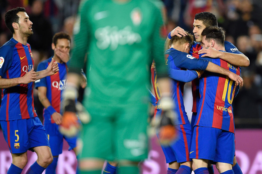 Barca Gilas Gijon dengan Setengah Lusin Gol Barca Gilas Gijon dengan Setengah Lusin Gol