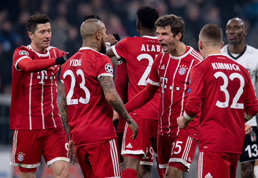 Pembantaian di Allianz Arena