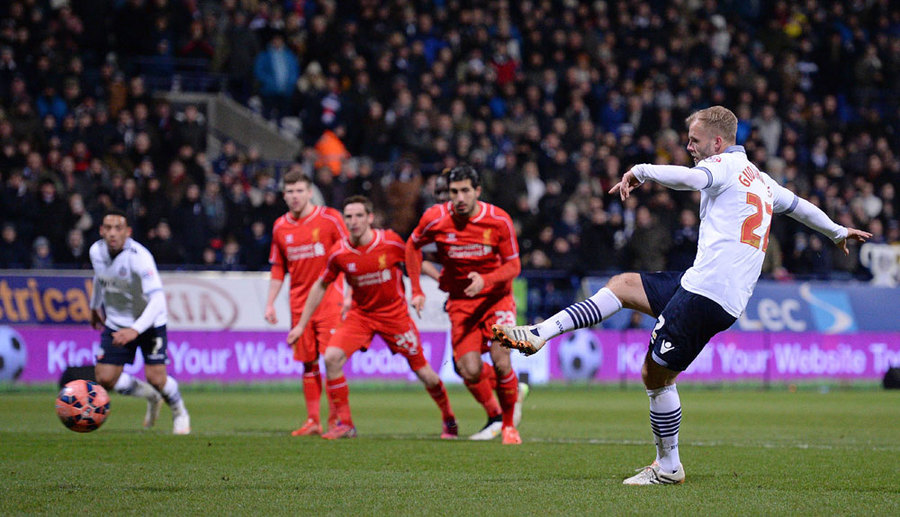 Review: Bolton Gagal Bendung Laju Liverpool