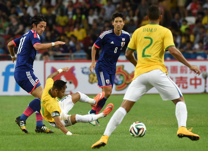 Игру бразилия россия. ЧМ 2006 Япония — Бразилия — 1:4. Бразилия Япония 2006. Япония - Бразилия ЧМ 2006 фото. Японцы в Бразилии.