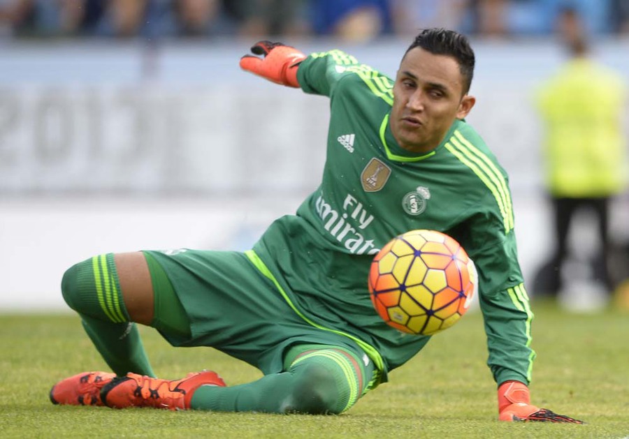 Los Blancos Kuasai Balaidos