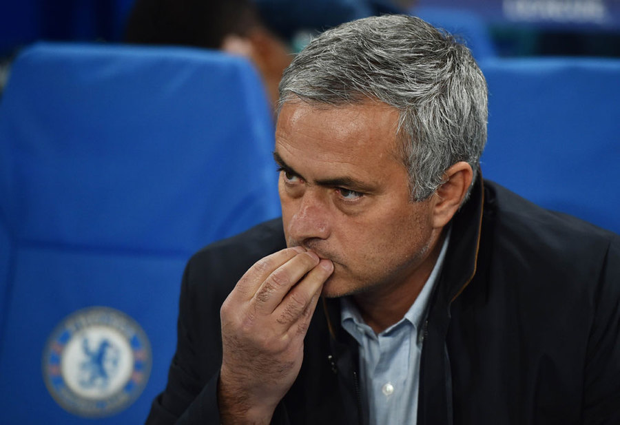 Free Kick Willian Beri Tiga Angka Bagi Mourinho