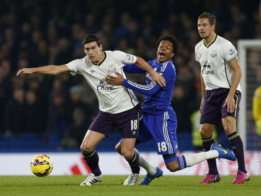 Gol Tunggal Willian Tumbangkan Everton