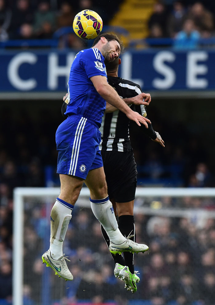 The Blues Sukses Balas Dendam Sekaligus Menjauh