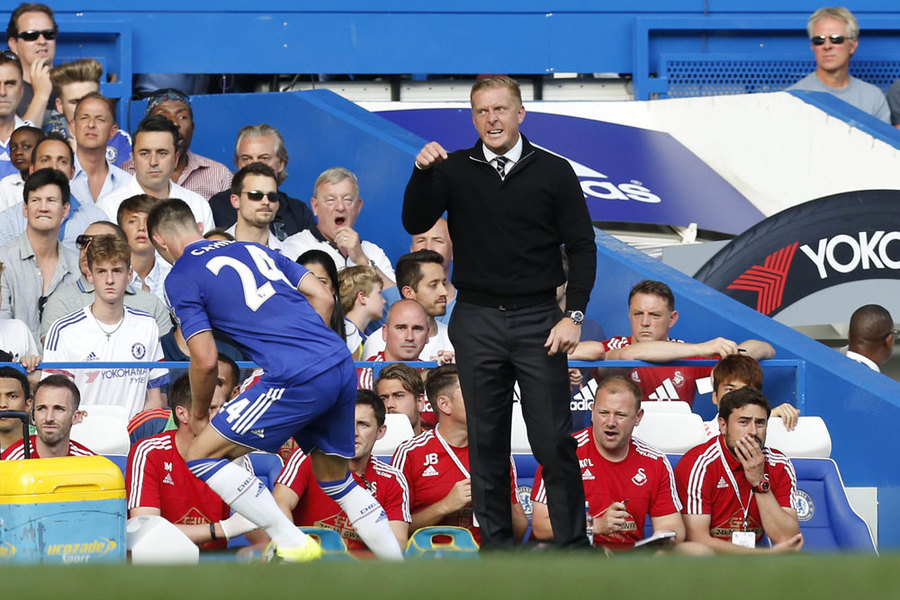 Swansea Tahan Tuan Rumah Chelsea