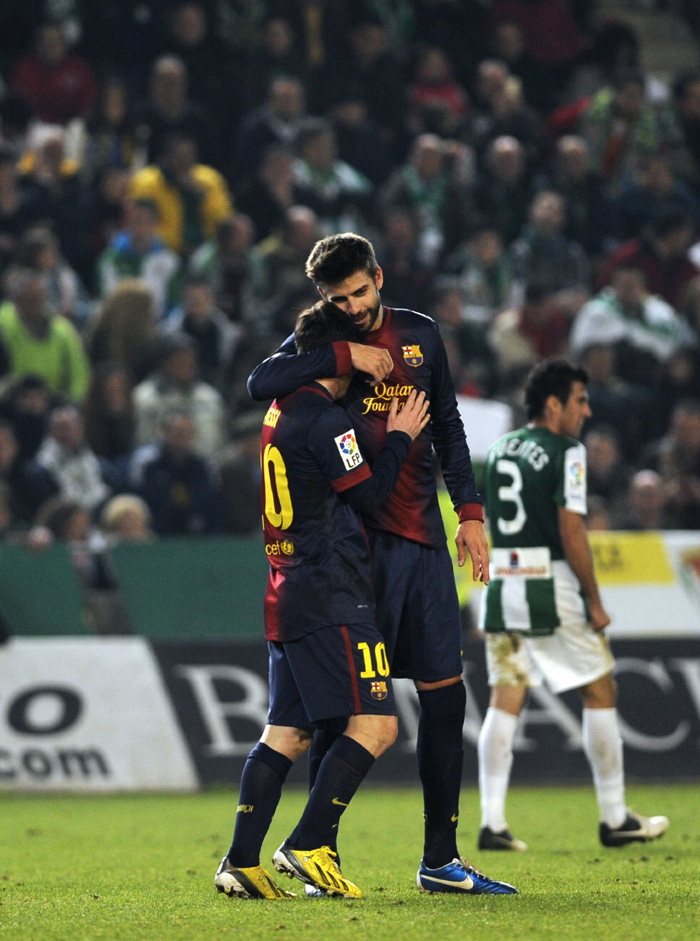  Foto  Argo Gol Messi ke Angka 88 Bola net
