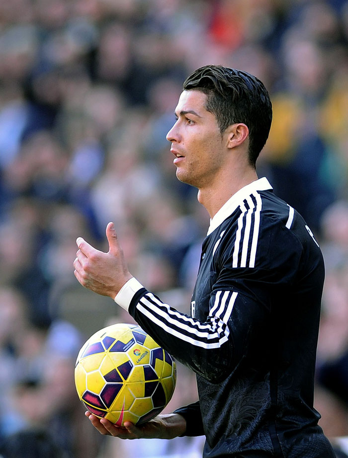 Berkat Penalti, Kartu Merah Ronaldo Tak Jadi Masalah