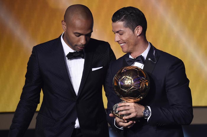 Ronaldo Raih Ballon d'Or 2014!