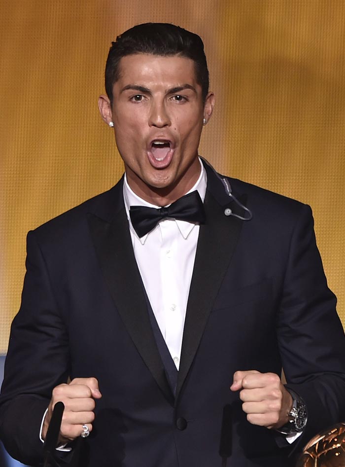 Ronaldo Raih Ballon d'Or 2014!