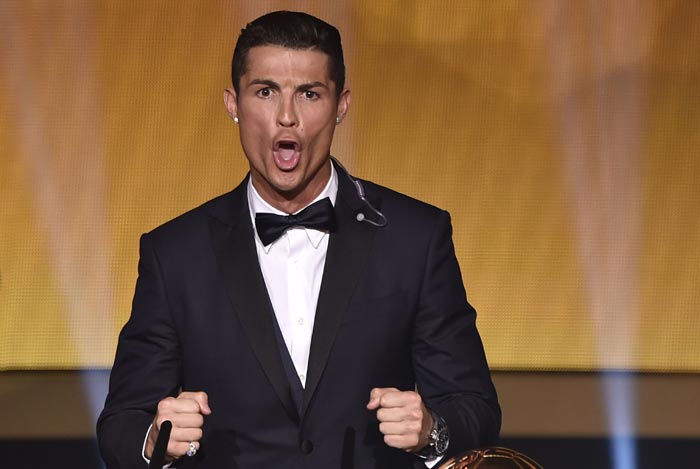 Ronaldo Raih Ballon d'Or 2014!