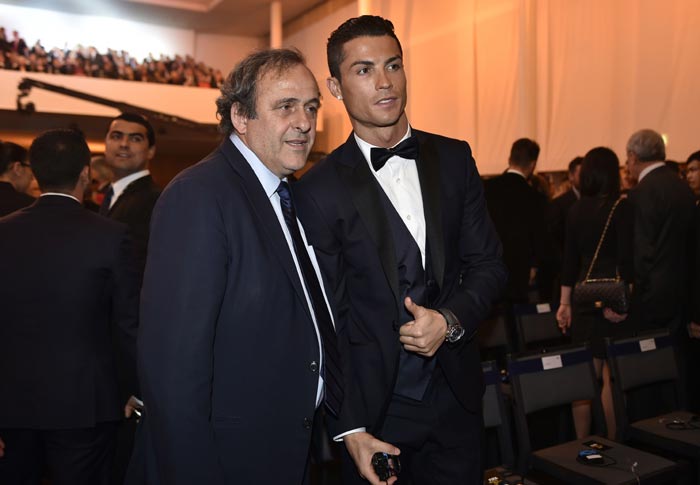 Ronaldo Raih Ballon d'Or 2014!