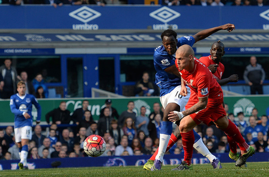 Liverpool Tahan Imbang Everton