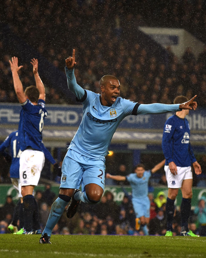 The Citizens Tertahan di Goodison Park