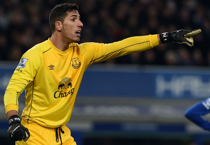 The Citizens Tertahan di Goodison Park
