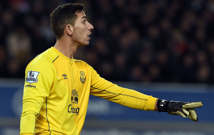 The Citizens Tertahan di Goodison Park